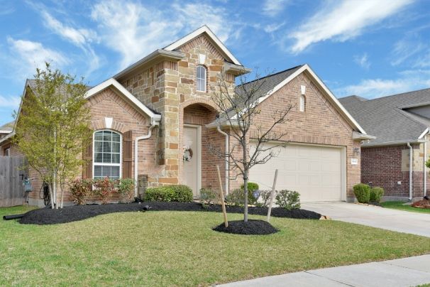 https://AnaTreter.NewConstructionHomesForYou.com